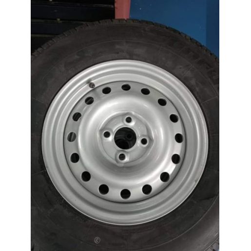 RUEDA 195 R14C SEAT 440021 106/104R- 925 KG 8PR